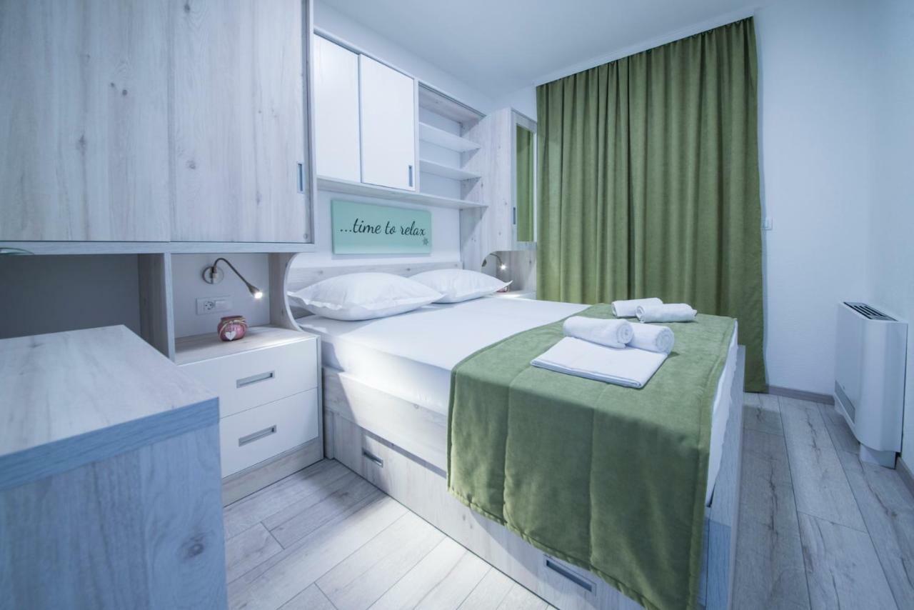Apartmani Spiline - Mia Baška Voda Extérieur photo